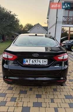 Седан Ford Fusion 2014 в 