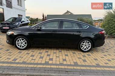 Седан Ford Fusion 2014 в 