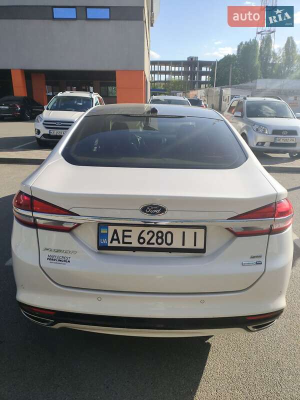 Седан Ford Fusion 2016 в Днепре