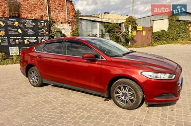Седан Ford Fusion 2014 в 