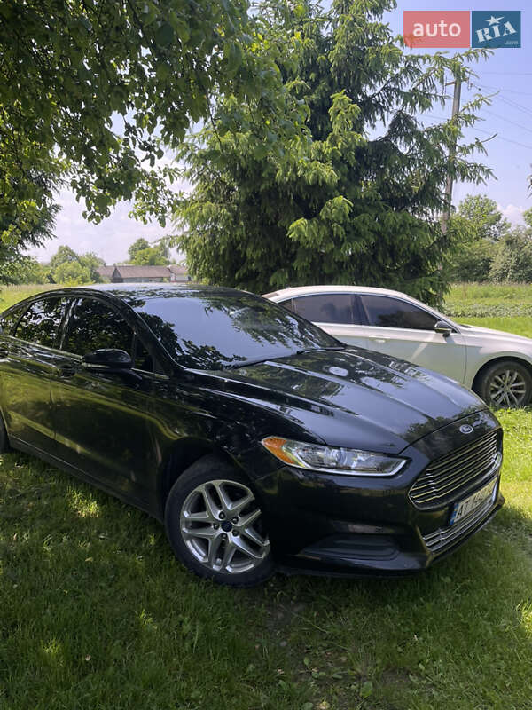 Седан Ford Fusion 2013 в Калуше
