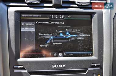 Седан Ford Fusion 2013 в 