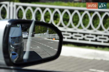 Седан Ford Fusion 2013 в 