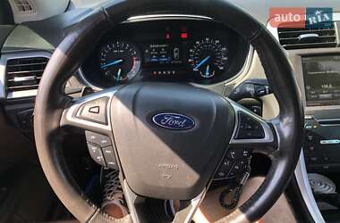 Седан Ford Fusion 2014 в 