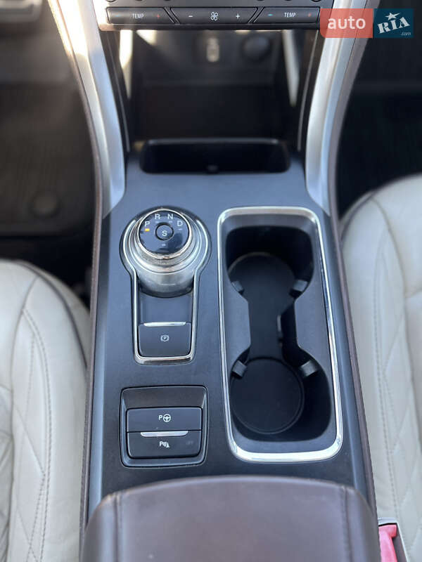 Седан Ford Fusion 2016 в Киеве