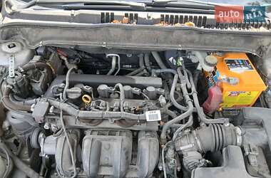 Седан Ford Fusion 2014 в 