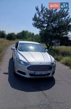 Седан Ford Fusion 2014 в 