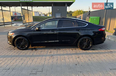 Седан Ford Fusion 2014 в 