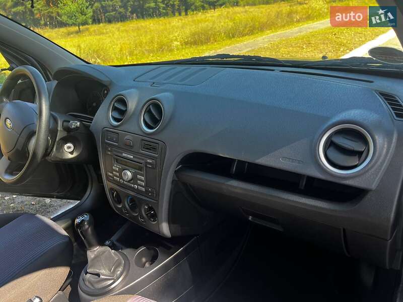 Хэтчбек Ford Fusion 2009 в Кременчуге фото 27 Хэтчбек Ford Fusion 2009 в Кременчуге