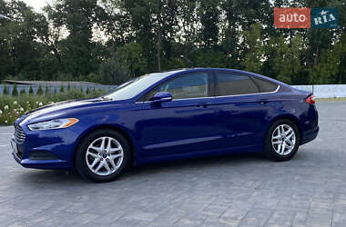 Седан Ford Fusion 2014 в 