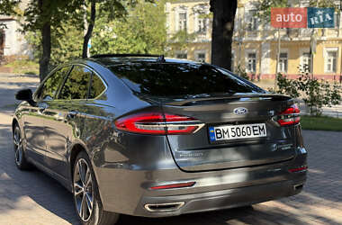 Седан Ford Fusion 2020 в 