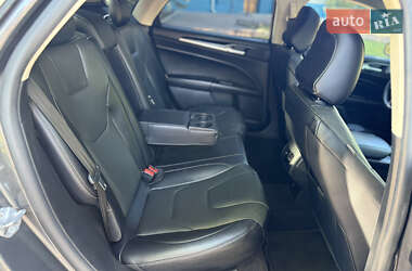 Седан Ford Fusion 2020 в 