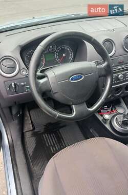 Хэтчбек Ford Fusion 2007 в 