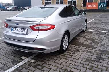 Седан Ford Fusion 2016 в 