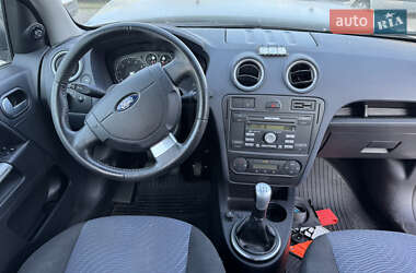 Хетчбек Ford Fusion 2010 в 
