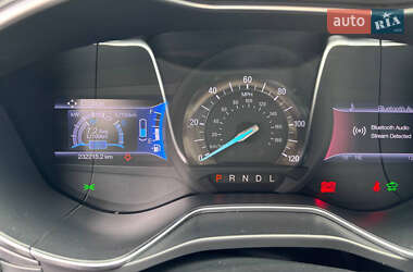 Седан Ford Fusion 2013 в 