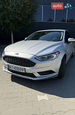 Седан Ford Fusion 2017 в 