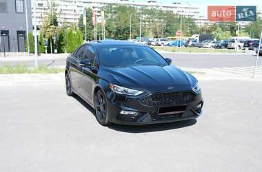 Ford Fusion 2017