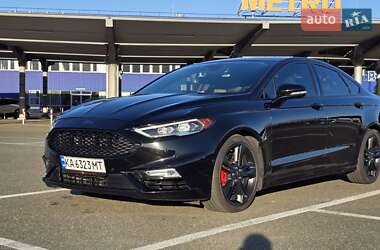 Седан Ford Fusion 2017 в Киеве фото 18 Седан Ford Fusion 2017 в Киеве