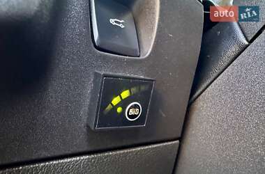 Седан Ford Fusion 2013 в 