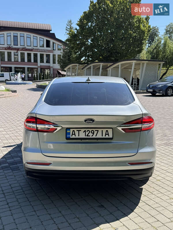 Седан Ford Fusion 2020 в Івано-Франківську