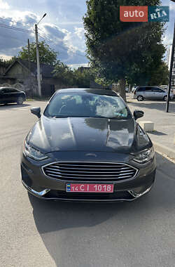 Ford Fusion 2019