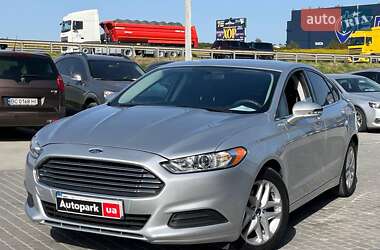 Седан Ford Fusion 2014 в Львові