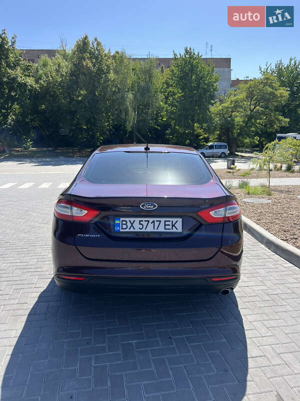 Седан Ford Fusion 2012 в Каменец-Подольском