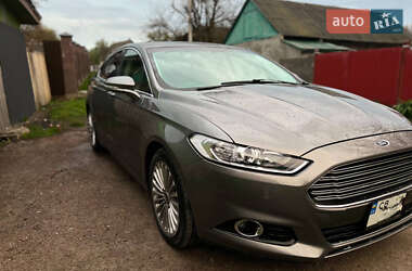 Седан Ford Fusion 2014 в 