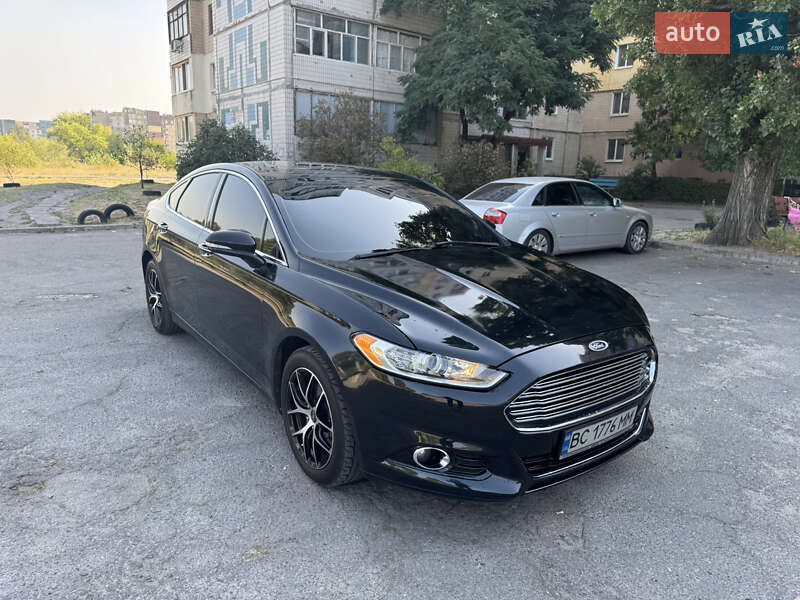 Седан Ford Fusion 2013 в Каменском