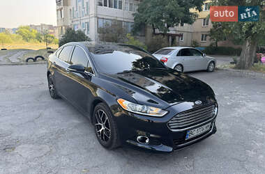 Седан Ford Fusion 2013 в 