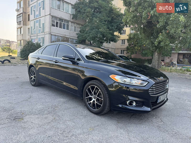 Седан Ford Fusion 2013 в Каменском