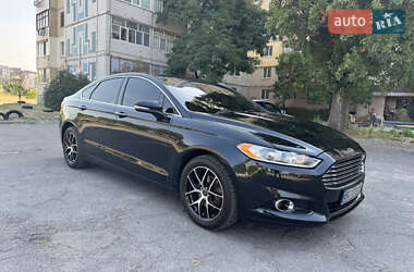 Седан Ford Fusion 2013 в 