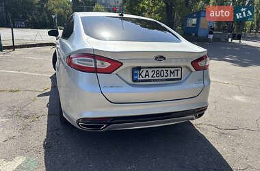 Седан Ford Fusion 2014 в 