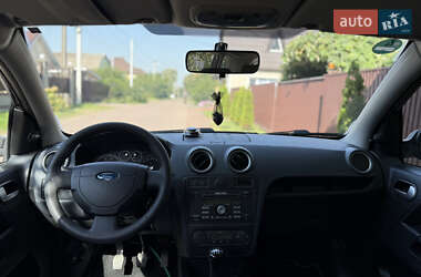 Хэтчбек Ford Fusion 2007 в 
