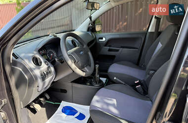 Хэтчбек Ford Fusion 2007 в 