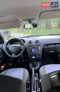Хетчбек Ford Fusion 2007 в 