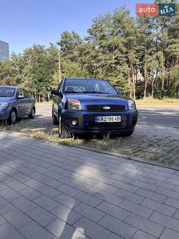 Хэтчбек Ford Fusion 2007 в Киеве