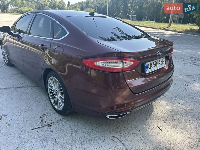 Седан Ford Fusion 2015 в Каневе фото 6 Седан Ford Fusion 2015 в Каневе
