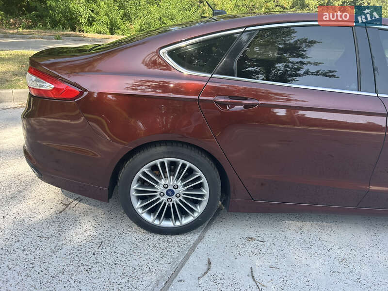 Седан Ford Fusion 2015 в Каневе фото 9 Седан Ford Fusion 2015 в Каневе