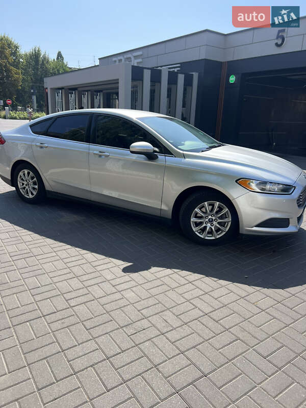 Седан Ford Fusion 2016 в Черкассах