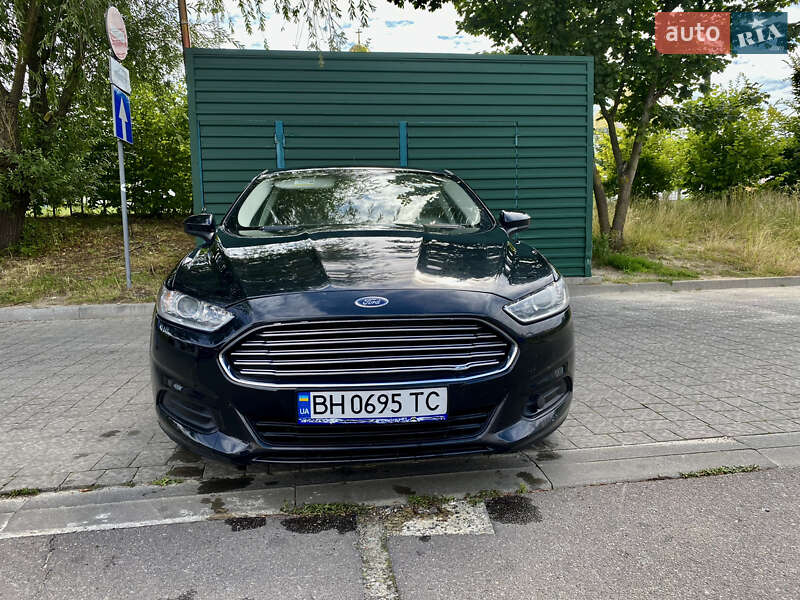 Ford Fusion 2016