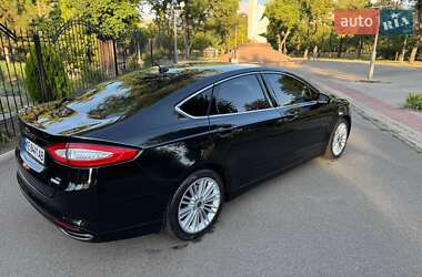 Седан Ford Fusion 2014 в 