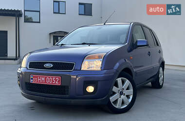 Хэтчбек Ford Fusion 2005 в Луцке