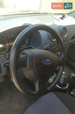 Хэтчбек Ford Fusion 2009 в 