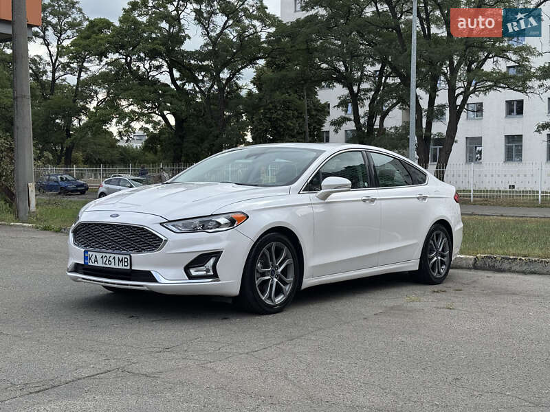 Ford Fusion 2019