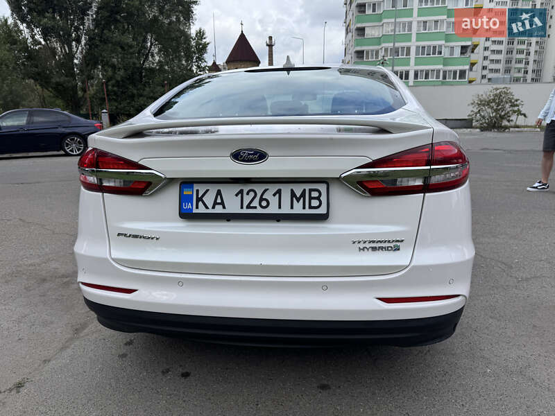 Седан Ford Fusion 2019 в Киеве фото 16 Седан Ford Fusion 2019 в Киеве