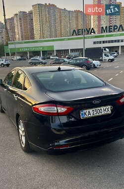 Седан Ford Fusion 2016 в 