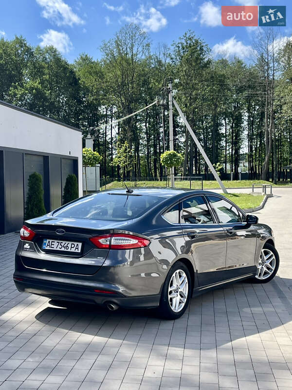 Седан Ford Fusion 2015 в Киеве фото 10 Седан Ford Fusion 2015 в Киеве