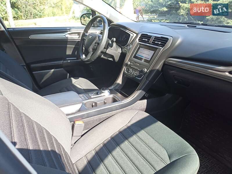 Седан Ford Fusion 2019 в Днепре фото 14 Седан Ford Fusion 2019 в Днепре